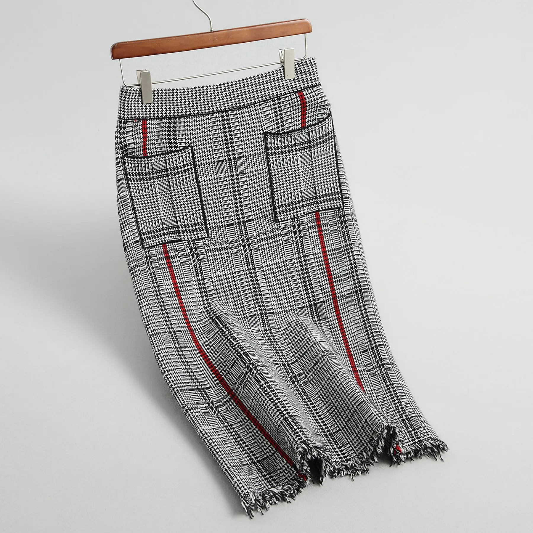 2018 autumn and winter new vintage plaid knit bottom skirt Houndstooth tassel skirt
2018 autumn and winter new vintage plaid knit bottom skirt Houndstooth tassel skirt