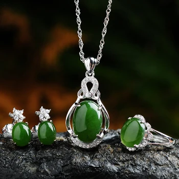 The luxurious atmosphere and Tian Biyu female Ring Pendant Earrings Set Wedding Jewelry Wedding Gift three piece
The luxurious atmosphere and Tian Biyu female Ring Pendant Earrings Set Wedding Jewelry Wedding Gift three piece