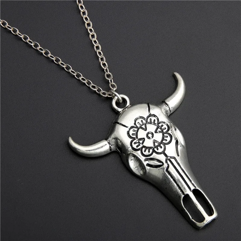 1pc Bull Charms Ox Head Necklace Antique Silver Thick Bulls Cow Head Pendant Necklace E549
1pc Bull Charms Ox Head Necklace Antique Silver Thick Bulls Cow Head Pendant Necklace E549