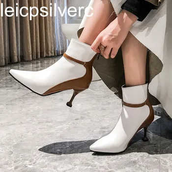 Women Boots Autumn Winter High Heel Mixed Colors Pointed Toe 2019 Zipper Ankle New European and American Van Point Punk Booties
Women Boots Autumn Winter High Heel Mixed Colors Pointed Toe 2019 Zipper Ankle New European and American Van Point Punk Booties