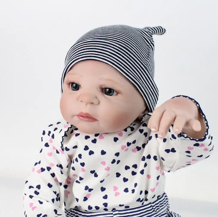 22 inch babies reborn silicone Collection BEBE reborn the silicone girl body BeBe Reborn Doll PP Cotton Body reborn babies
22 inch babies reborn silicone Collection BEBE reborn the silicone girl body BeBe Reborn Doll PP Cotton Body reborn babies