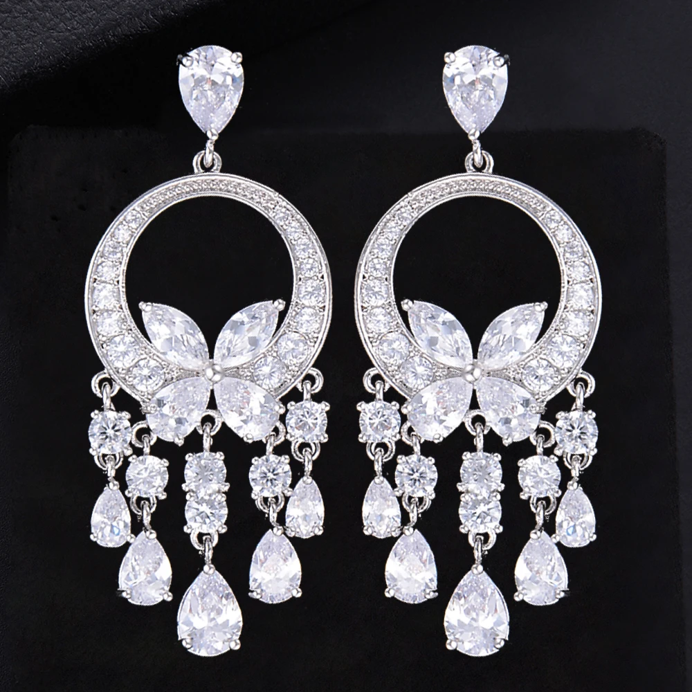 SisCathy 2019 New Design Elegant Refined Full Cubic Zirconia Waterdrop Pendant Silver Earrings For Women Lover Girlfriend Gifts
SisCathy 2019 New Design Elegant Refined Full Cubic Zirconia Waterdrop Pendant Silver Earrings For Women Lover Girlfriend Gifts