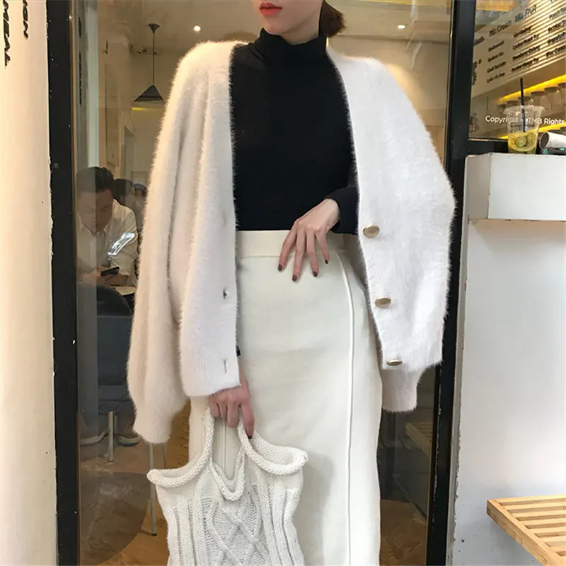 HziriP Lazy Style Chic Spring Autumn Soft Simple Thin High Quality New V-Neck Cardigans Solid Casual Knitted Sweaters 4 Colors
HziriP Lazy Style Chic Spring Autumn Soft Simple Thin High Quality New V-Neck Cardigans Solid Casual Knitted Sweaters 4 Colors