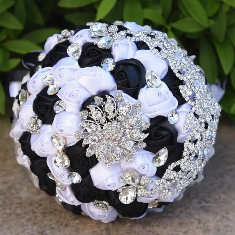 High Quality Wedding Bouquet Bridesmaids Flowers in White Black color Bling Rhinestone Bridal Flowers Party Home Accessories
High Quality Wedding Bouquet Bridesmaids Flowers in White Black color Bling Rhinestone Bridal Flowers Party Home Accessories