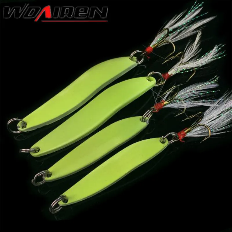 1Pcs Metal Sequins Fishing Lures Spoon Lure Hard Baits With Feather Treble Hook Luminous Night lures Pesca Fishing Tackle WD-457
1Pcs Metal Sequins Fishing Lures Spoon Lure Hard Baits With Feather Treble Hook Luminous Night lures Pesca Fishing Tackle WD-457