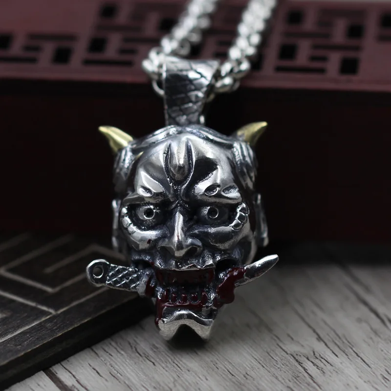 Thai Silver Necklace Pendant S925 Sterling Silver Domineering Personality Men Hanging Off Evil Security Pendant
Thai Silver Necklace Pendant S925 Sterling Silver Domineering Personality Men Hanging Off Evil Security Pendant