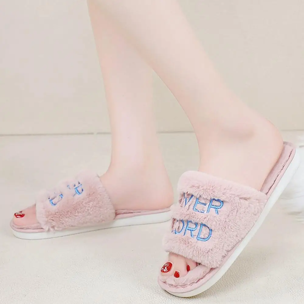 Winter Shoes Woman Indoor Home Floor Warm Soft Fur Slippers Letter Embroidery Open Toe Slides Chaussures femme Drop shipping c
Winter Shoes Woman Indoor Home Floor Warm Soft Fur Slippers Letter Embroidery Open Toe Slides Chaussures femme Drop shipping c