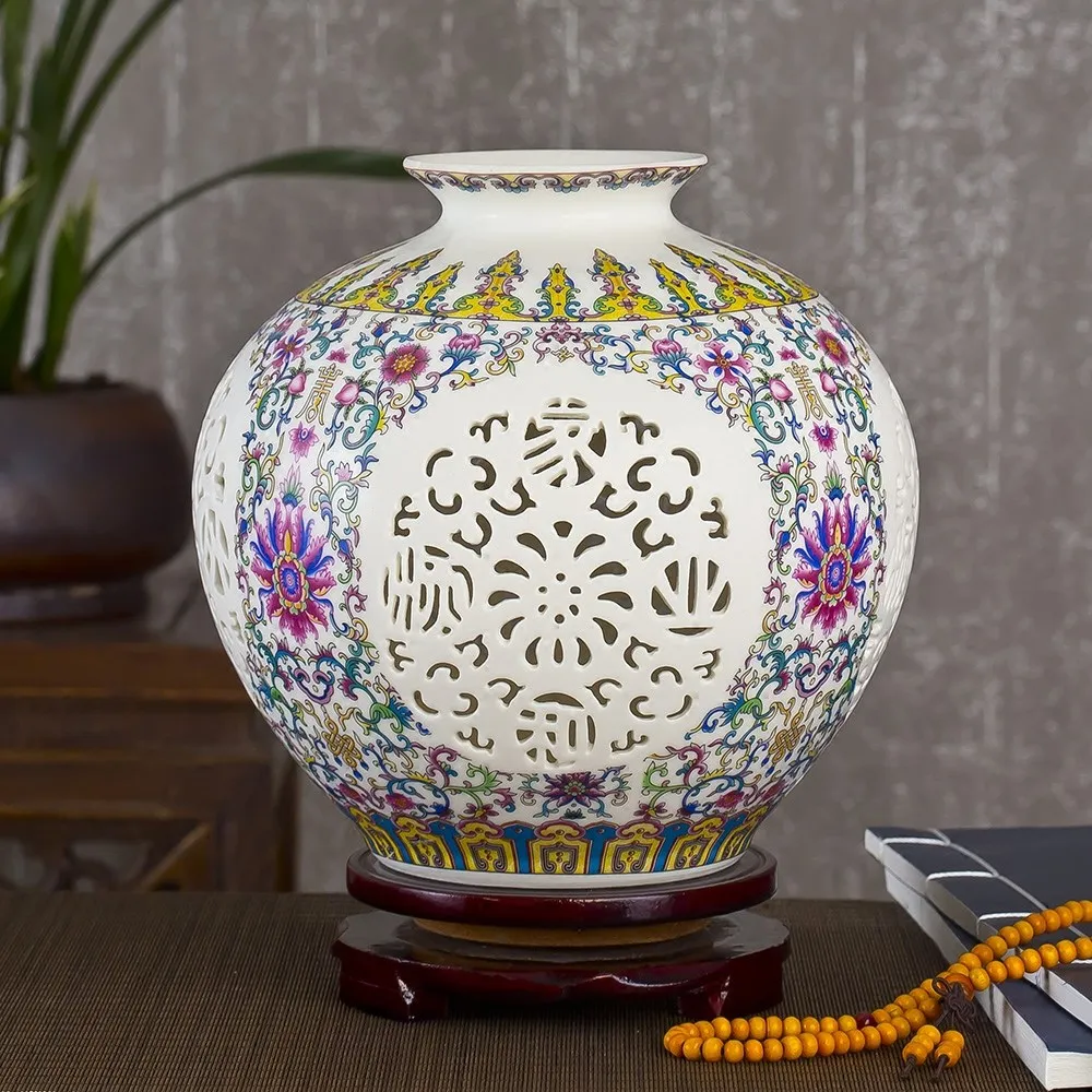 Jingdezhen Ceramic Vase Decoration Crafts Livingroom Flower Arrangement Pastel Thin Tire Hollow Flower Porcelain Home Ornaments
Jingdezhen Ceramic Vase Decoration Crafts Livingroom Flower Arrangement Pastel Thin Tire Hollow Flower Porcelain Home Ornaments