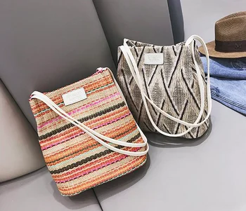 Dropshipping 2018 INS Popular Women Summer Shoulder Totes Handbags Woven Bag Straw holiday striped retro shoulder bag
Dropshipping 2018 INS Popular Women Summer Shoulder Totes Handbags Woven Bag Straw holiday striped retro shoulder bag