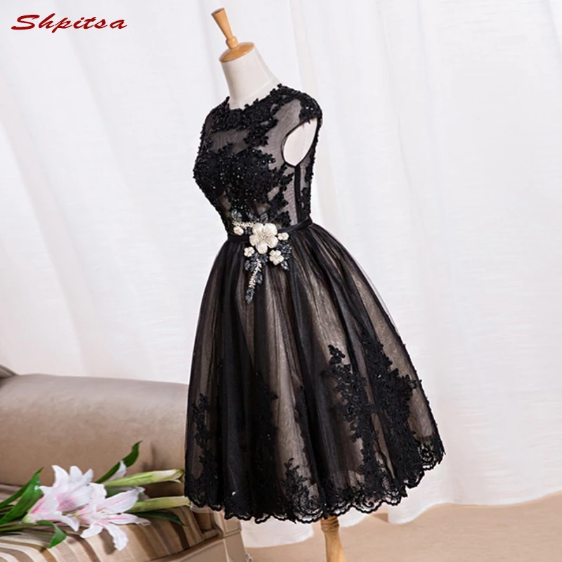 Sexy Short Lace Cocktail Dresses Women Little Black Short Prom Dress Graduation Party Coctail Dress vestido de festa curto
Sexy Short Lace Cocktail Dresses Women Little Black Short Prom Dress Graduation Party Coctail Dress vestido de festa curto
