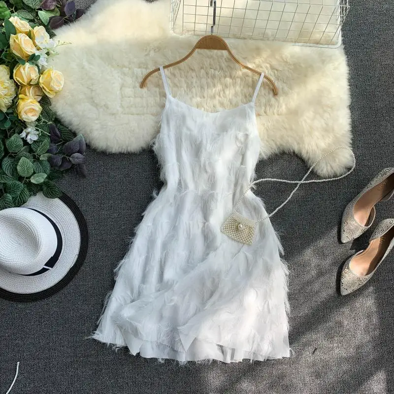 Fairy feathers fringed sexy suspender with short seaside holiday beach dress 2019 summer girl
Fairy feathers fringed sexy suspender with short seaside holiday beach dress 2019 summer girl