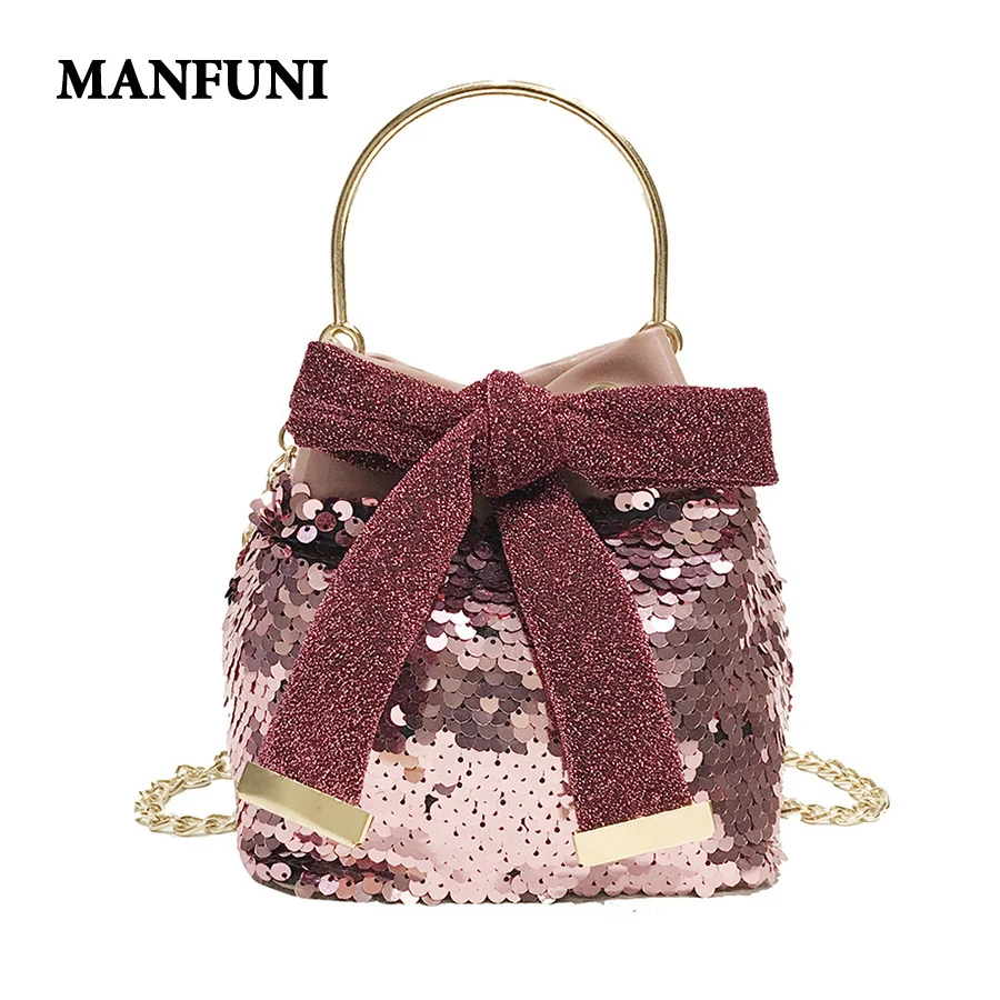 MANFUNI Sequins Bucket Bag Women Shoulder Bag High Quality PU Luxury Drawstring Bag 2019 New Solid Color Chain Messengers Bags
MANFUNI Sequins Bucket Bag Women Shoulder Bag High Quality PU Luxury Drawstring Bag 2019 New Solid Color Chain Messengers Bags
