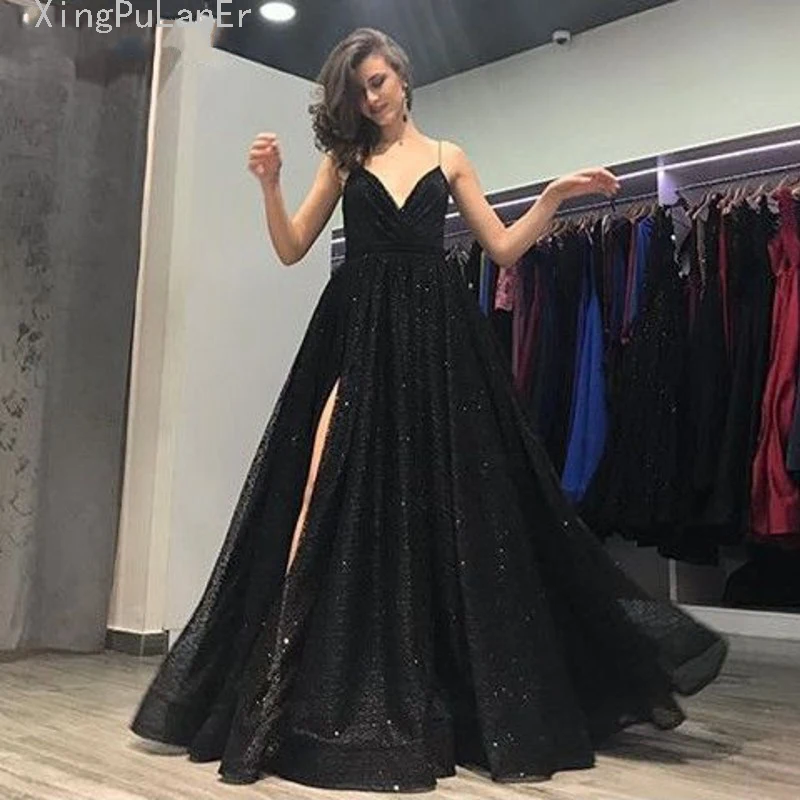 A-Line Spaghetti Straps V-Neck Backless Long Elegant Evening Party Gown with Split Sweep Train Black Sequined Prom Dress
A-Line Spaghetti Straps V-Neck Backless Long Elegant Evening Party Gown with Split Sweep Train Black Sequined Prom Dress