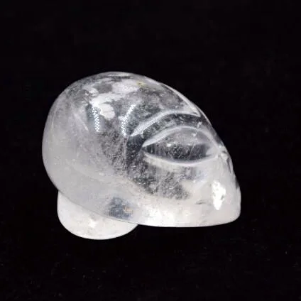 Natural white crystal carved alien beauty skull healing holiday gift 
Natural white crystal carved alien beauty skull healing holiday gift