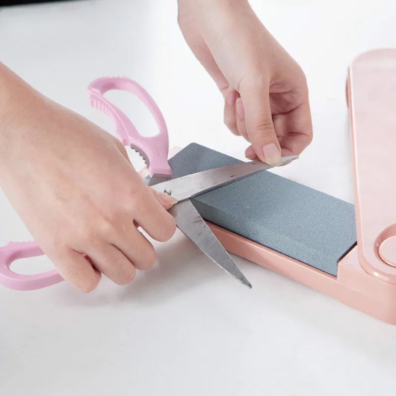 Kitchen Diamond Household Vegetable Knife Grinder Stone Multifunctional Double-sided Rapid Grinder Oilstone Grinding Scissor
Kitchen Diamond Household Vegetable Knife Grinder Stone Multifunctional Double-sided Rapid Grinder Oilstone Grinding Scissor