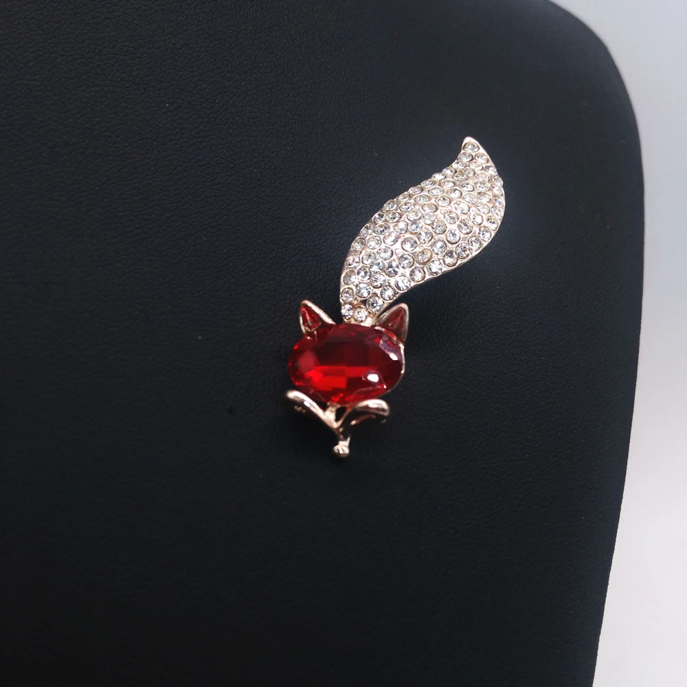 Cute Animal Fox Brooches Jewelry For Women Red Zircon Crystal Rose Gold-Color Alloy Jewellery Accessories Gift Free Shipping
Cute Animal Fox Brooches Jewelry For Women Red Zircon Crystal Rose Gold-Color Alloy Jewellery Accessories Gift Free Shipping