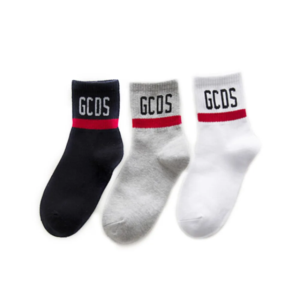 1 Pair Women Letter Socks 2019 Breathable In The Tube Socks Casual Cottons Socks Summer Autumn White Black Gray Girls Harajuku
1 Pair Women Letter Socks 2019 Breathable In The Tube Socks Casual Cottons Socks Summer Autumn White Black Gray Girls Harajuku