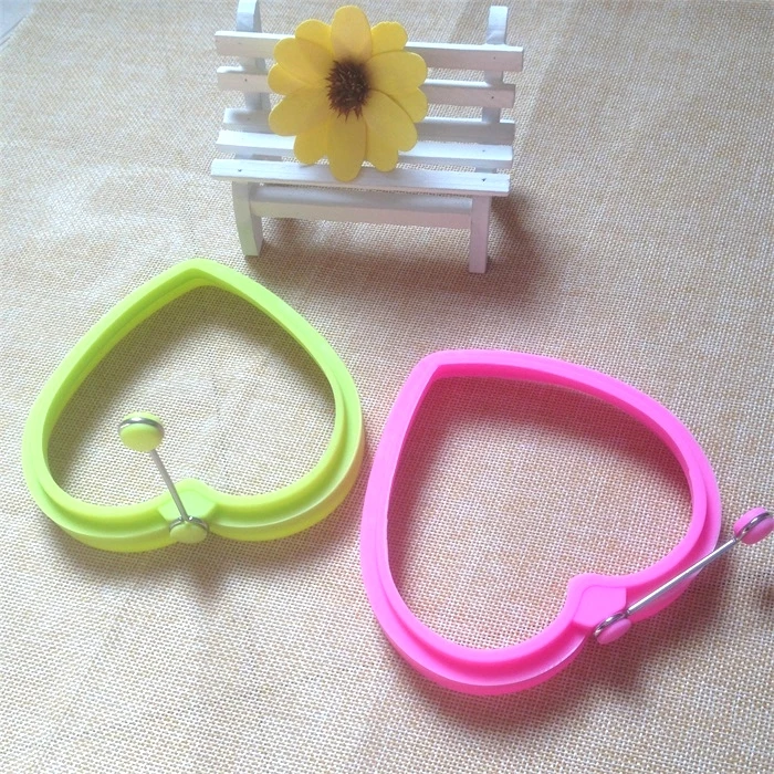 1pc Heart Silicone Fried Egg Mold Pancake Rings Form For Eggs Ring Kitchen Cooking Tools
1pc Heart Silicone Fried Egg Mold Pancake Rings Form For Eggs Ring Kitchen Cooking Tools