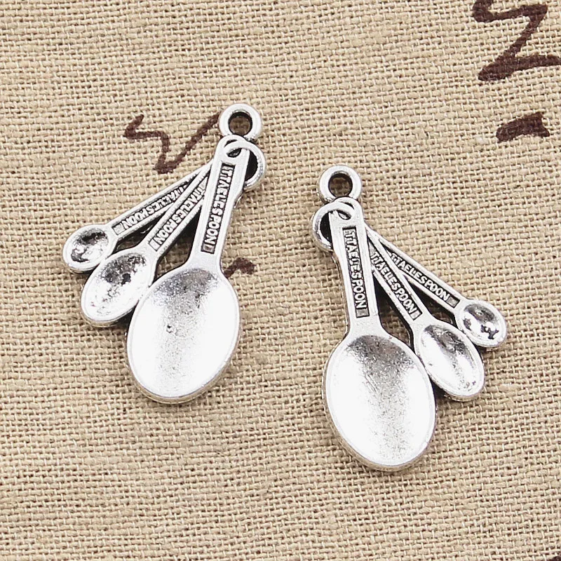 8pcs Charms three kitchen spoon 31x20mm Antique Silver Plated Pendants Making DIY Handmade Tibetan Silver Jewelry
8pcs Charms three kitchen spoon 31x20mm Antique Silver Plated Pendants Making DIY Handmade Tibetan Silver Jewelry