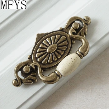 2.25" Drop Bail Dresser / Drawer Handles Pulls Knobs Ceramic / Ivory Cream Antique Bronze Kitchen Cabinet Door Handle Pull 57 mm
2.25" Drop Bail Dresser / Drawer Handles Pulls Knobs Ceramic / Ivory Cream Antique Bronze Kitchen Cabinet Door Handle Pull 57 mm