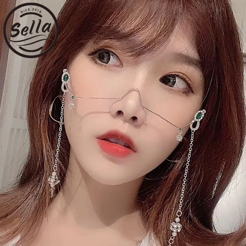 Sella Ins Hot Trending Fashion Women Glasses Frame Without Lens Crystal Decoration Lolita Alloy Eyewear Frame
Sella Ins Hot Trending Fashion Women Glasses Frame Without Lens Crystal Decoration Lolita Alloy Eyewear Frame
