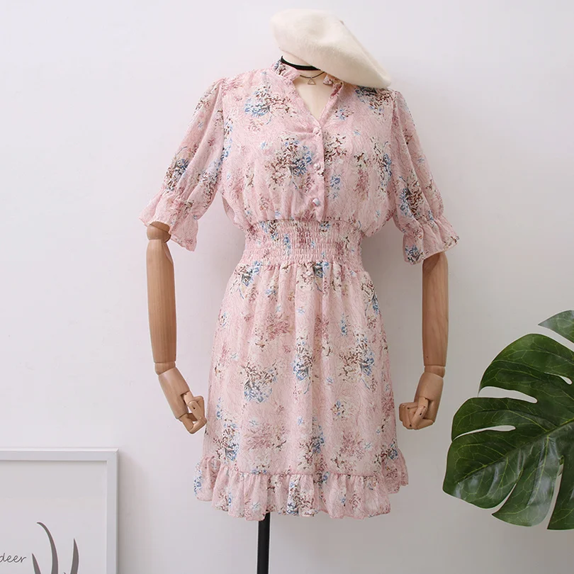 TAOVK Women V Collar Buttons Flower Print Dress Elastic High Waist Ruffles Horn Sleeve Dress
TAOVK Women V Collar Buttons Flower Print Dress Elastic High Waist Ruffles Horn Sleeve Dress