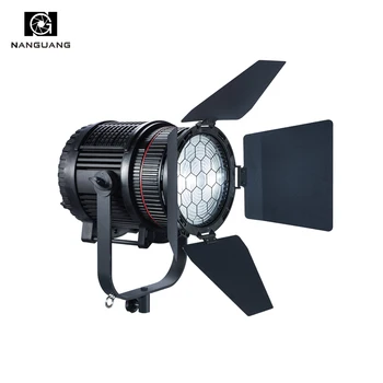 200W Portable LED Fresnel Light LED Photographic Studio Light with Universal Bowens Mount for Broadcast Film TV Program
200W Portable LED Fresnel Light LED Photographic Studio Light with Universal Bowens Mount for Broadcast Film TV Program