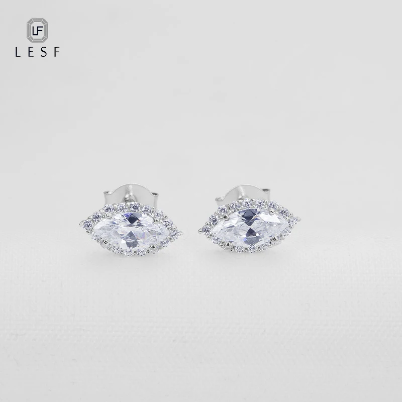 LESF High-end Female Ear Nail Jewelry 925 Sterling Silver High Quality AAA Zircon Earrings Angel Eyes Can Be Customized
LESF High-end Female Ear Nail Jewelry 925 Sterling Silver High Quality AAA Zircon Earrings Angel Eyes Can Be Customized