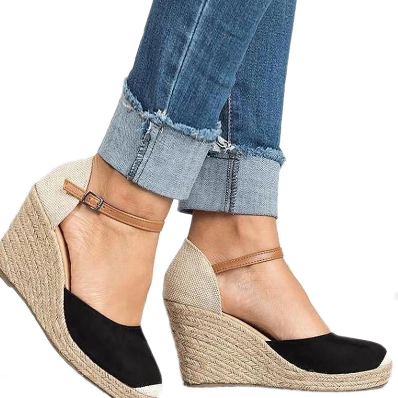 Women's Summer Fashion Wedge With High Heel Buckle With Color Sandals Size 34-43
Women's Summer Fashion Wedge With High Heel Buckle With Color Sandals Size 34-43
