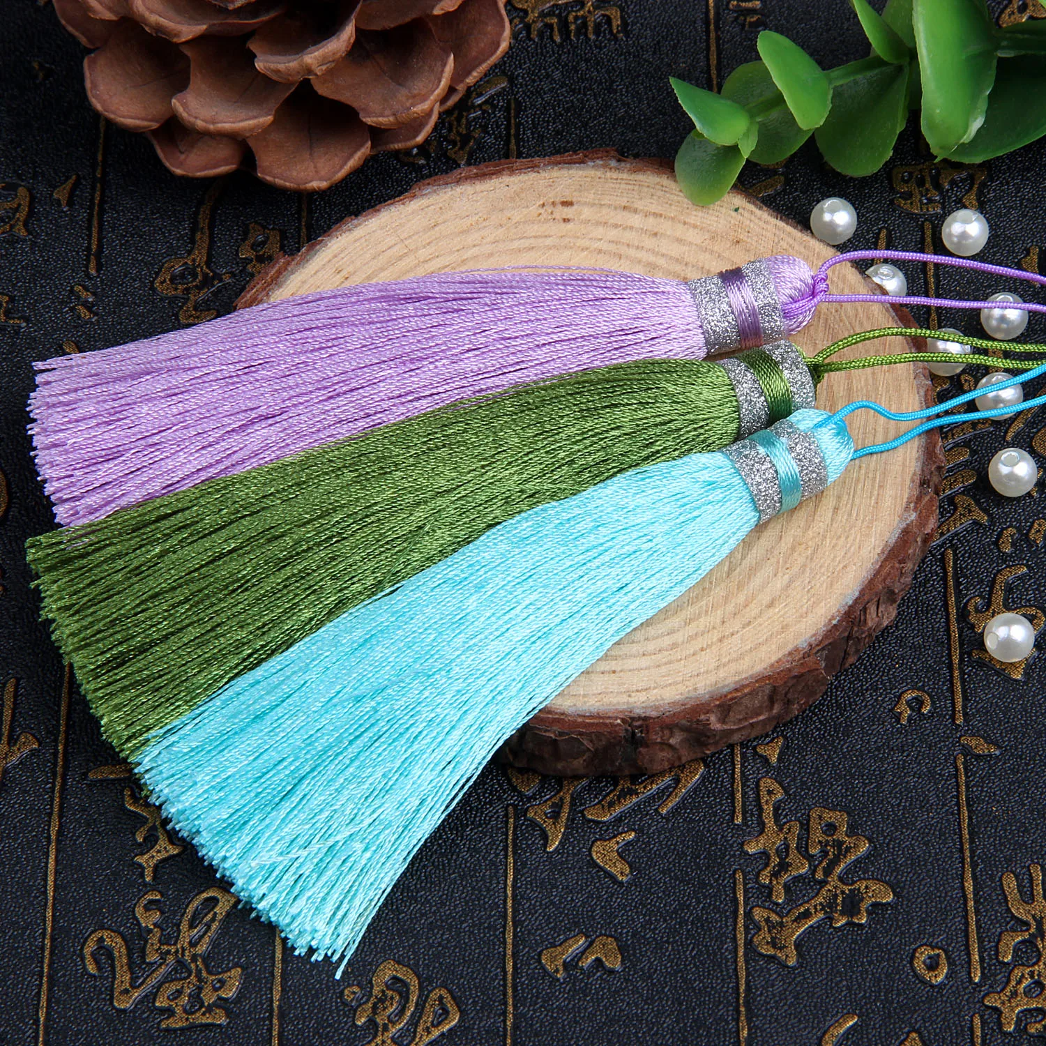 10 pcs/lot 10CM Tassel silk Brush earrings accessories/tassel for Hand made jewelry/jewelry findings/jewelry materials supplies
10 pcs/lot 10CM Tassel silk Brush earrings accessories/tassel for Hand made jewelry/jewelry findings/jewelry materials supplies