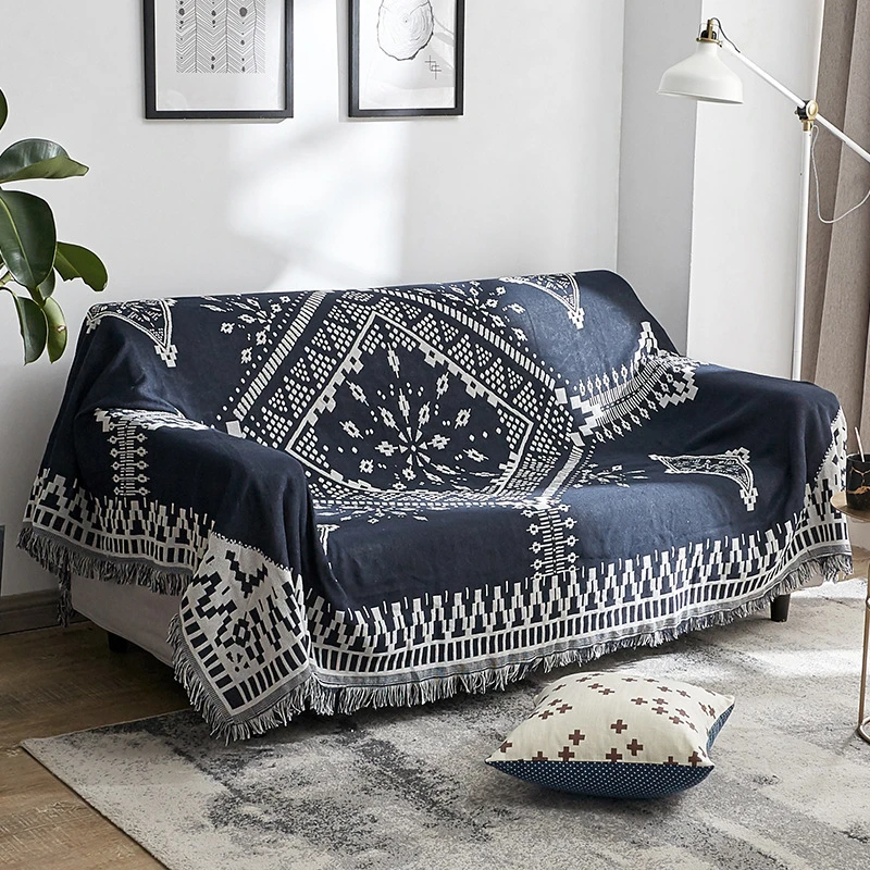 Nordic cover manufacturers direct sales cushion non-slip blanket combination of three people
Nordic cover manufacturers direct sales cushion non-slip blanket combination of three people