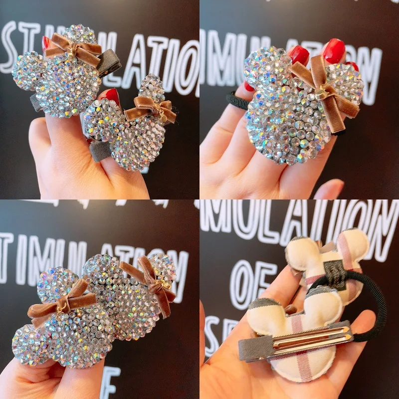 New 2019 edition custom small sweet full drill Bling sparkle hair bands of drill mickey cartoon rope ornaments head hair clips
New 2019 edition custom small sweet full drill Bling sparkle hair bands of drill mickey cartoon rope ornaments head hair clips