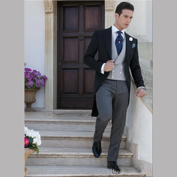 2017 Custom Made Groom suit Formal suit Wedding suit for men Groomsman Tuxedos Notch Lapel Groomsmen Men Suits 3 Pieces
2017 Custom Made Groom suit Formal suit Wedding suit for men Groomsman Tuxedos Notch Lapel Groomsmen Men Suits 3 Pieces