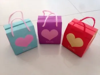 Fast free shipping.small size:9*7*10.5CM sweet heart gift box kraft paper packaging wedding candygift desert boxes . 200pcs
Fast free shipping.small size:9*7*10.5CM sweet heart gift box kraft paper packaging wedding candygift desert boxes . 200pcs