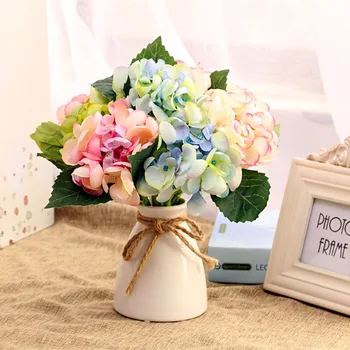 Antique Ceramic Wedding Decorative Vase Modern White Ceramic Vase Artificial Flower Small Vase Wedding Decoration Vases
Antique Ceramic Wedding Decorative Vase Modern White Ceramic Vase Artificial Flower Small Vase Wedding Decoration Vases