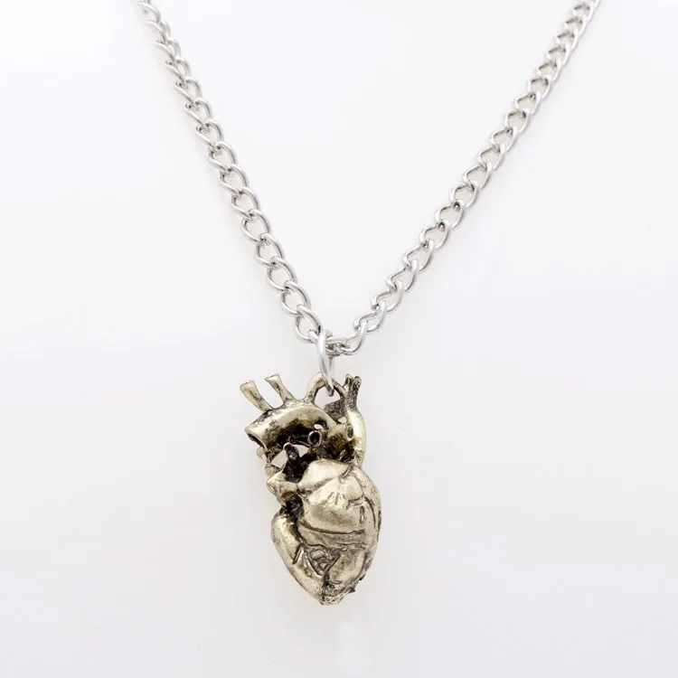 Unique Retro 3D Anatomical Human Hollow Heart Pendant Necklace Sweater Chain Coppery/Silver Color
Unique Retro 3D Anatomical Human Hollow Heart Pendant Necklace Sweater Chain Coppery/Silver Color