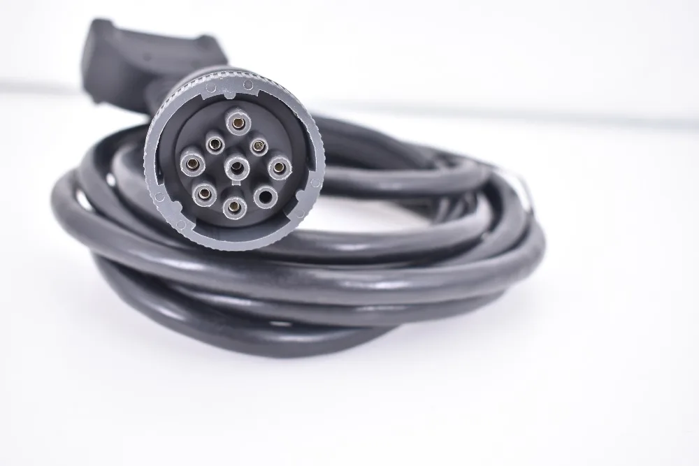 New 9 pin OBD2 88890034 Cable adapter for vcads interface 88890020/88890180 OBD truck diagnosis 9 pin connection cables
New 9 pin OBD2 88890034 Cable adapter for vcads interface 88890020/88890180 OBD truck diagnosis 9 pin connection cables