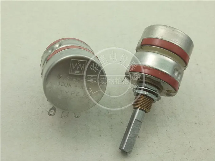 Original new 100% import PEC713187-2 J5 100K 10% dual potentiometer handle long 35MMF 713187-2 (SWITCH) 
Original new 100% import PEC713187-2 J5 100K 10% dual potentiometer handle long 35MMF 713187-2 (SWITCH)