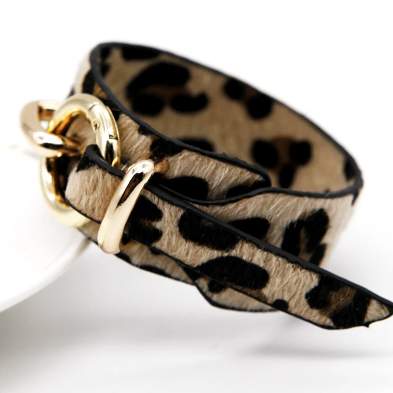 Fashion Punk Leather Bracelet For Women Wristband Charm Cuff Bracelets Leopard Print Bangles Ladies Bangle Bijoux Jewelry
Fashion Punk Leather Bracelet For Women Wristband Charm Cuff Bracelets Leopard Print Bangles Ladies Bangle Bijoux Jewelry