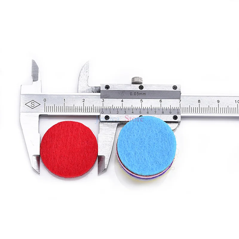 200PCS Assort Colors 20MM 25MM 30MM Essential Oil Felt Pads For Diffusing Perfume Locket Pendant
200PCS Assort Colors 20MM 25MM 30MM Essential Oil Felt Pads For Diffusing Perfume Locket Pendant
