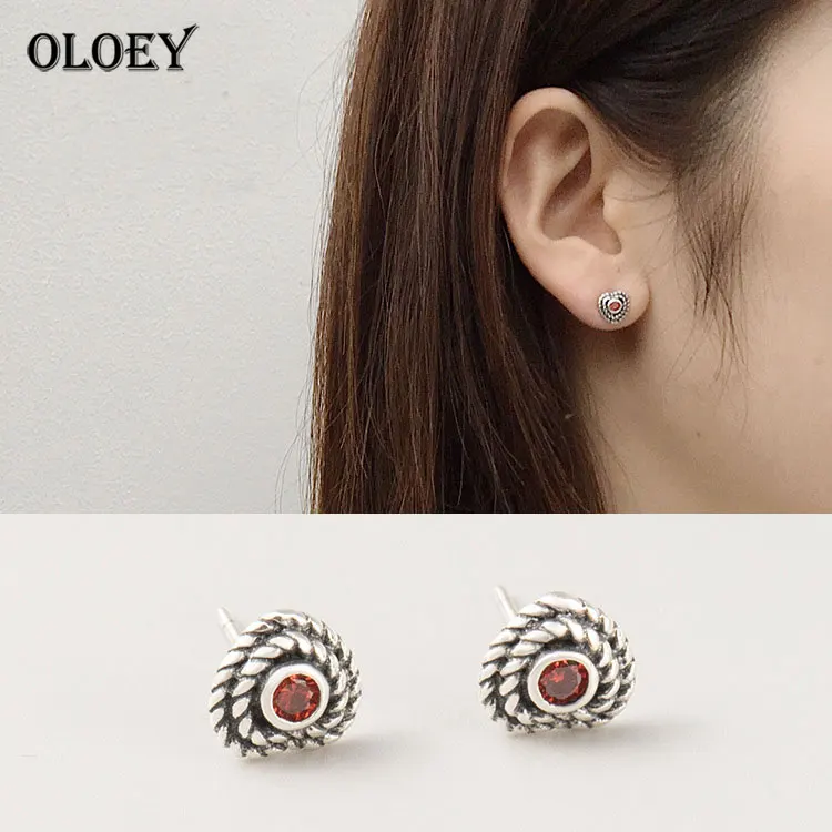OLOEY Vintage Rope Heart Stud Earrings for Women Genuine 925 Sterling Silver Red Zircon Earring Brinco Fine Jewelry Gift YME116
OLOEY Vintage Rope Heart Stud Earrings for Women Genuine 925 Sterling Silver Red Zircon Earring Brinco Fine Jewelry Gift YME116