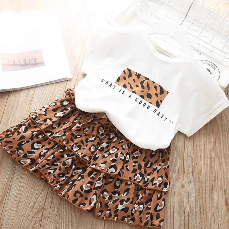 Girls' Clothing Set 2019 NEW Baby Girl Cotton Clothes Letter Tops+Leopard printing Skirt Toddler Girls Suit Baby Kids Clothes
Girls' Clothing Set 2019 NEW Baby Girl Cotton Clothes Letter Tops+Leopard printing Skirt Toddler Girls Suit Baby Kids Clothes
