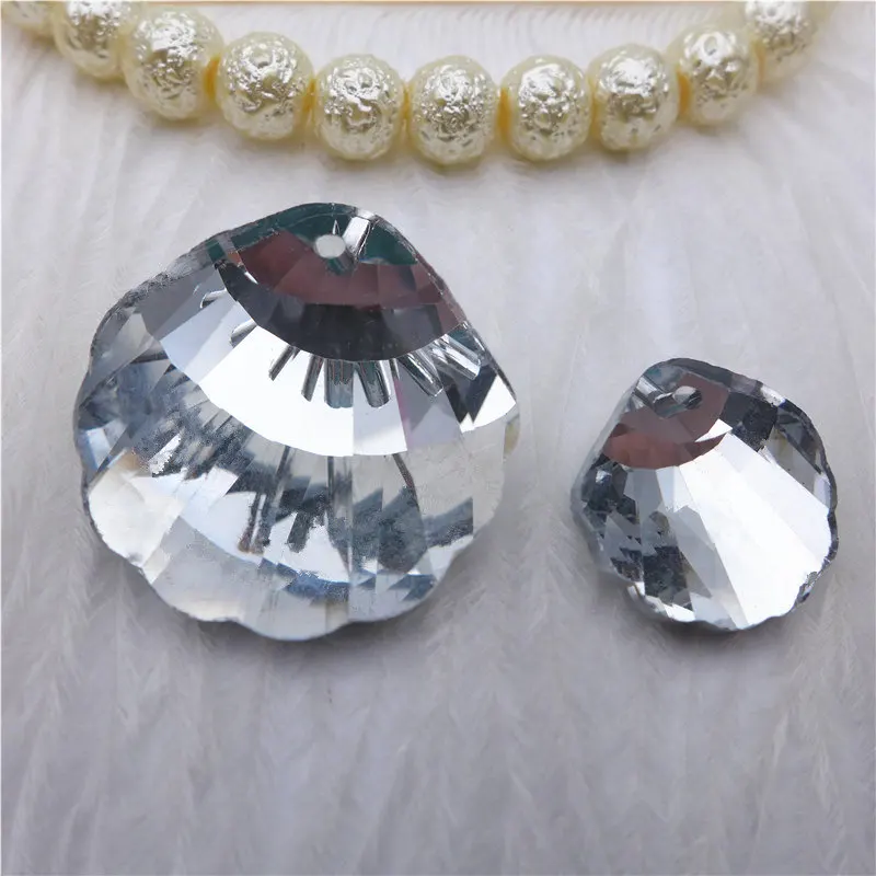 20/30mm crystal shell shape pendant silver plated ocean sea jewelry DIY findings glass K9 chandelier accessories lamp drops PH41
20/30mm crystal shell shape pendant silver plated ocean sea jewelry DIY findings glass K9 chandelier accessories lamp drops PH41