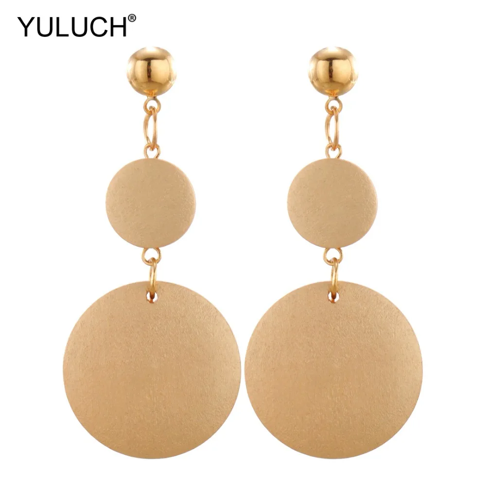 YULUCH 2019 Fashion Gold Round Pompom Stud Wood Chip Earings Vintage Pom Pom Statement Earrings For Women Lady Girls Party Gifts
YULUCH 2019 Fashion Gold Round Pompom Stud Wood Chip Earings Vintage Pom Pom Statement Earrings For Women Lady Girls Party Gifts