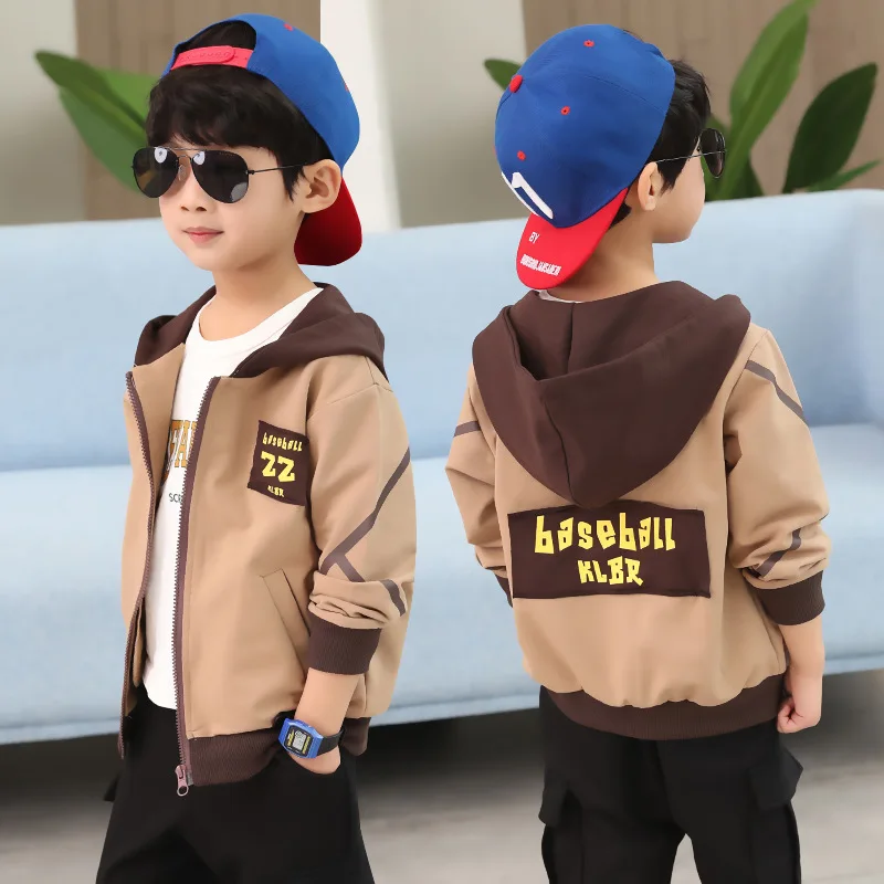 Three Color Boys Clothing Spring and Autumn New Jacket Korean Personality Jacket Letters Embroidered Hooded Sports Jacket 4-12Y
Three Color Boys Clothing Spring and Autumn New Jacket Korean Personality Jacket Letters Embroidered Hooded Sports Jacket 4-12Y