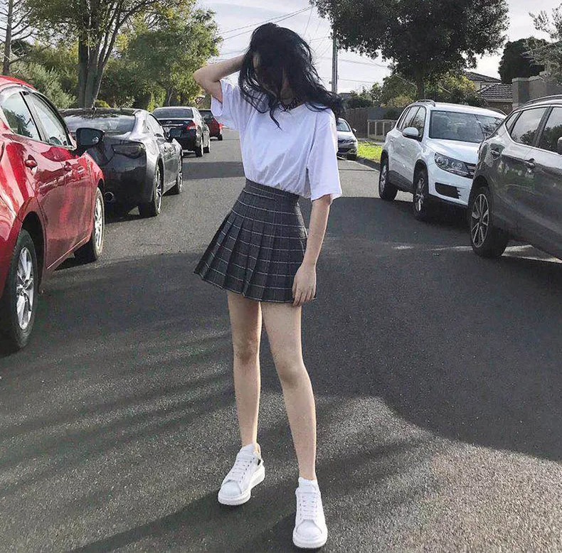Spring Summer Harajuku Gothic Enlarge size High-waisted Black, Red and gray Chequered Short Skirt Sweet A-shaped pleated skirt
Spring Summer Harajuku Gothic Enlarge size High-waisted Black, Red and gray Chequered Short Skirt Sweet A-shaped pleated skirt
