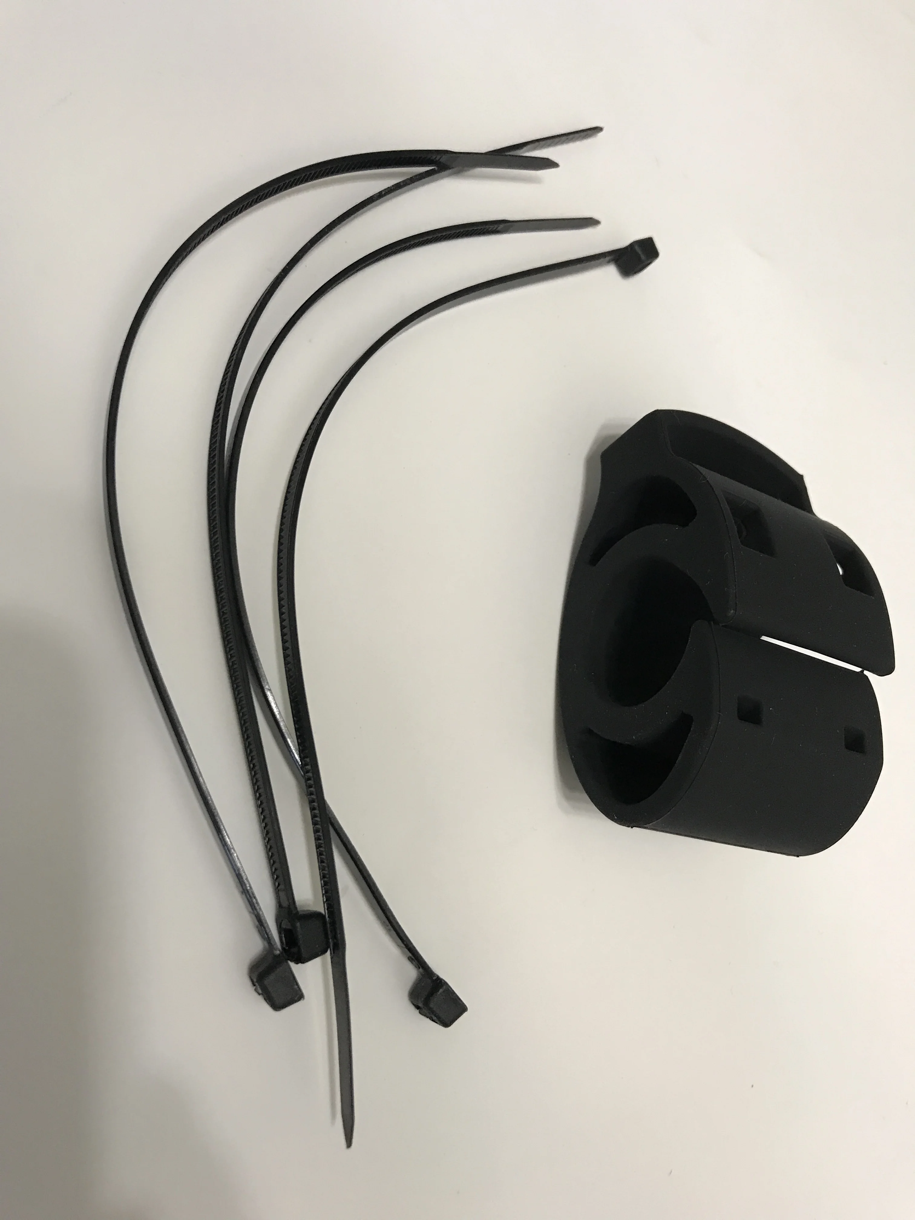 Bicycle/Bike Mount KIT holder for Garmin Forerunner 60 50 110 210 305 610 910XT 310XT 405CX FR70 620 Sport Watch GPS S1 S2 S3
Bicycle/Bike Mount KIT holder for Garmin Forerunner 60 50 110 210 305 610 910XT 310XT 405CX FR70 620 Sport Watch GPS S1 S2 S3