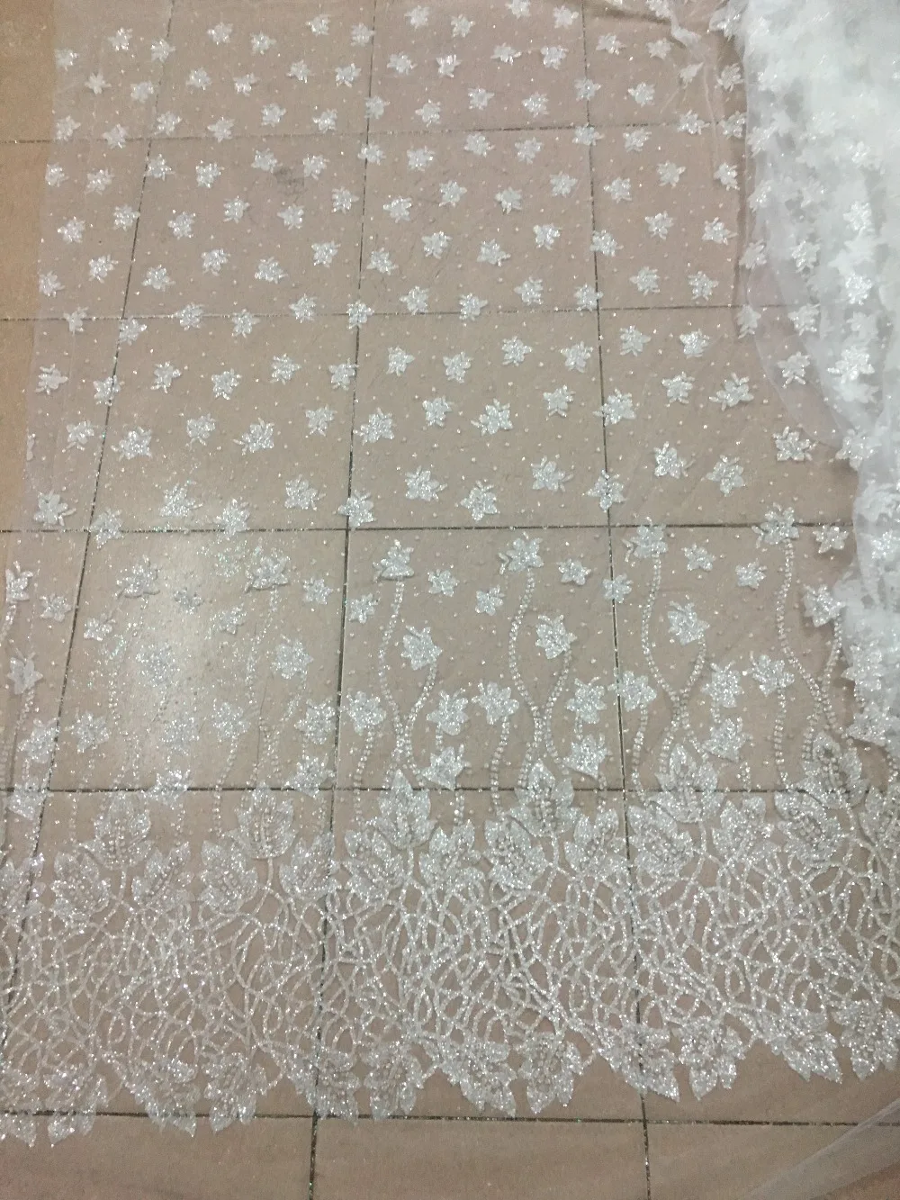 African French net tulle Lace Fabric for party susia18226 Hot selling glued glitter lace fabric
African French net tulle Lace Fabric for party susia18226 Hot selling glued glitter lace fabric