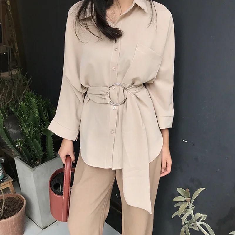 Women's Turn Down Collar Medium Long Blouse 2018 Autumn Female Nine Quarter Length Sleeve Tops Lady Elegant Lace Up Shirt
Women's Turn Down Collar Medium Long Blouse 2018 Autumn Female Nine Quarter Length Sleeve Tops Lady Elegant Lace Up Shirt