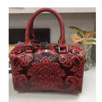 Chinese style Genuine leather women bag layer leather embossed flower retro leather Totes bag handbag national shoulder bag 
Chinese style Genuine leather women bag layer leather embossed flower retro leather Totes bag handbag national shoulder bag